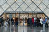 Los trabajadores del Louvre entrarán en huelga por las malas condiciones del museo