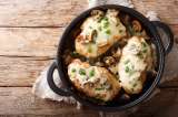Receta: así se prepara una pechuga rellena y gratinada