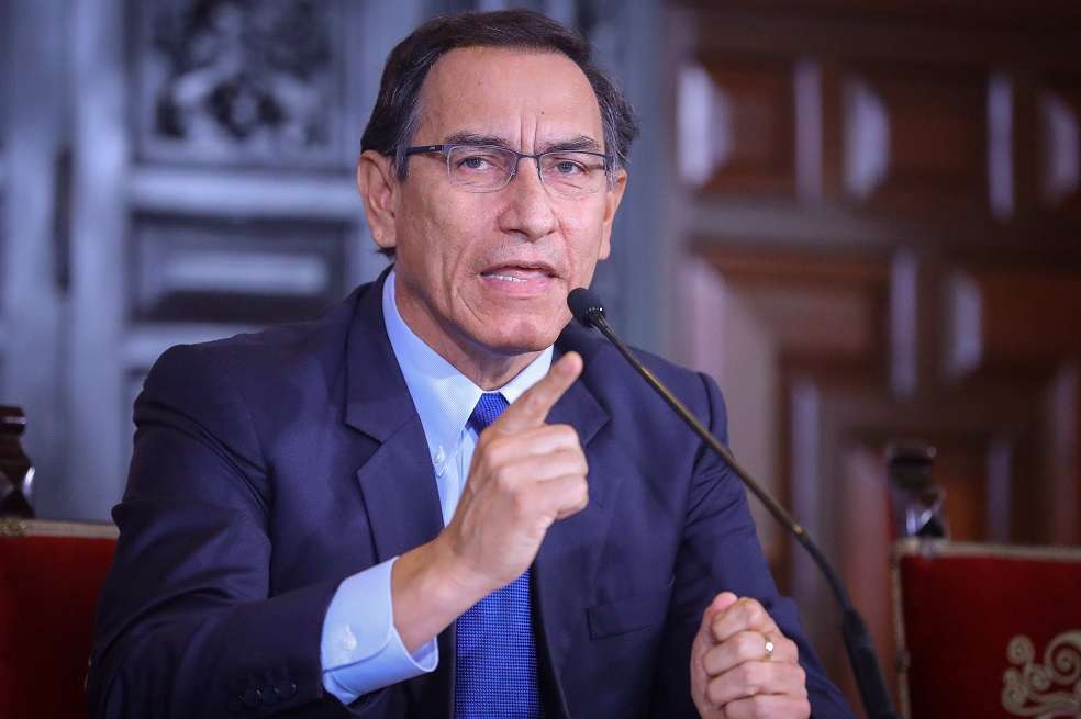 Martín Vizcarra, presidente de Perú, en rueda de prensa tras escándalo de corrupción. / EFE