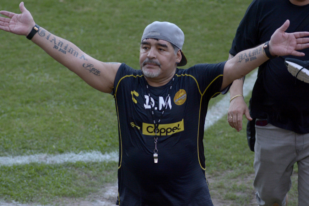 Diego Armando Maradona, técnico de los Dorados de Culiacán. / AFP