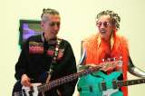Aterciopelados estrena el video "Los 90″