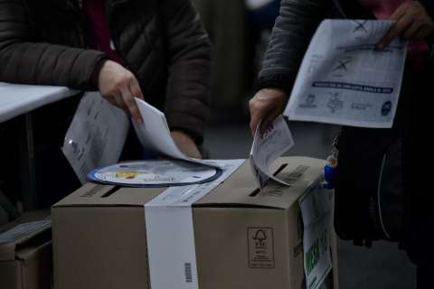 Candidatos gastaron más de $690.000 millones en campañas de elecciones regionales