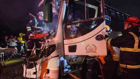 Choque entre dos buses deja 30 heridos en vía Bogotá–La Vega: esto se sabe
