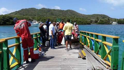 Providencianos arreglan el puente de ‘Los Enamorados’ mientras se gestionan recursos