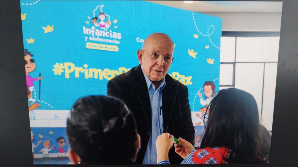 Las escuelas son el primer escenario para hablar de paz y prevenir que los menores de edad ingresen a las filas de los grupos armados.