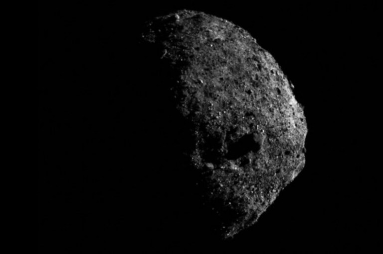 La NASA revela los primeros datos recopilados por una de sus naves en el asteroide Bennu