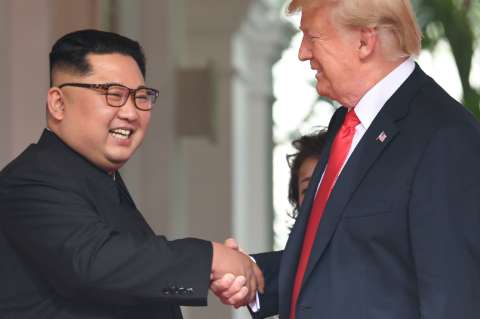 ¿Se avecina una nueva cumbre? Trump dice que recibió otra “preciosa” carta de Kim Jong-un