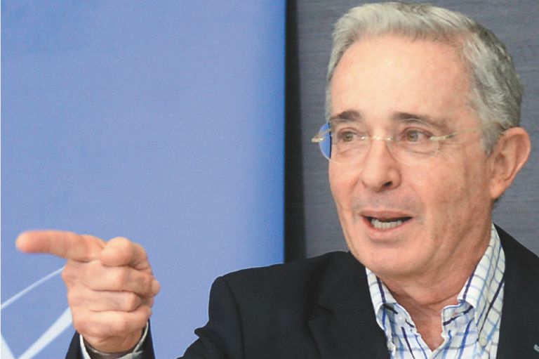 “No vetamos a la izquierda”: Álvaro Uribe