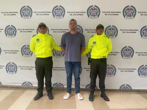Capturan a hombre que habría robado un millón de dólares en criptomonedas