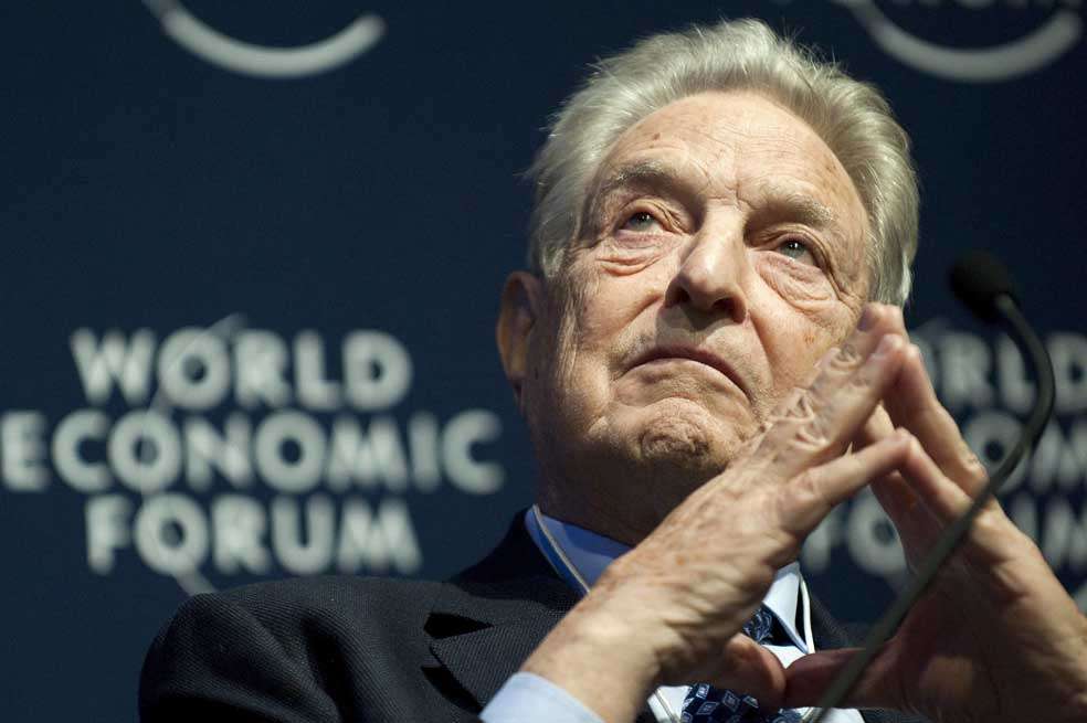 Georges Soros, presidente del fondo de gestión del mismo nombre, durante una de las ponencias del Foro Económico Mundial de Davos, Suiza, en enero de 2011. / EFE