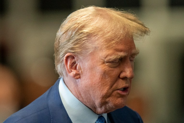 La defensa de Trump acusa a Stormy Daniels de extorsionarlo antes de las elecciones