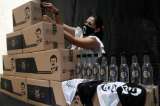 Coronavirus en México: ¿Quién regala mercados con la cara del "Chapo" Guzmán?
