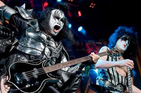 KISS defiende a Pussy Riots aunque no las considera buenas artistas