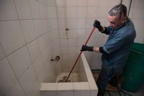 Racionamiento de agua en Bogotá: los barrios con cortes este 13 de enero