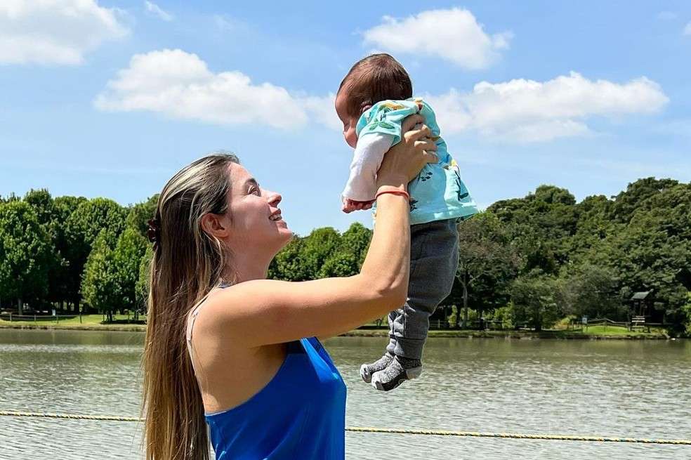 El 9 de diciembre del 2021 nació Mateo, el tercer hijo de la presentadora Cristina Hurtado y su esposo Josse Narváez.