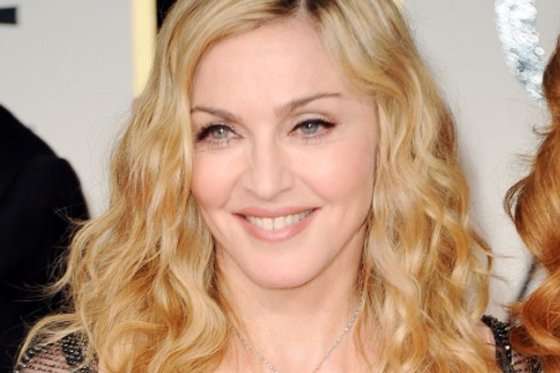Madonna en los premios Globo de Oro 2012.