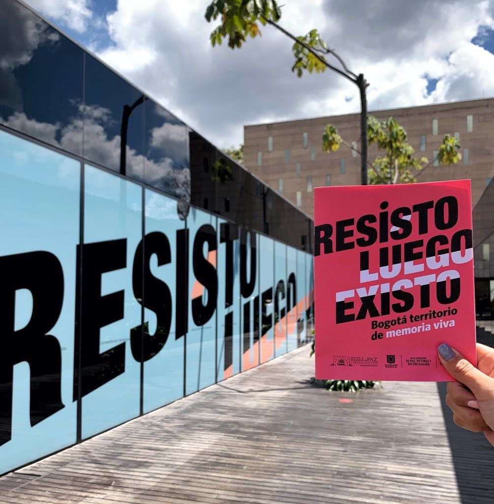 La exposición recoge procesos de resistencia, lucha contra la impunidad y construcción de democracia y paz.
