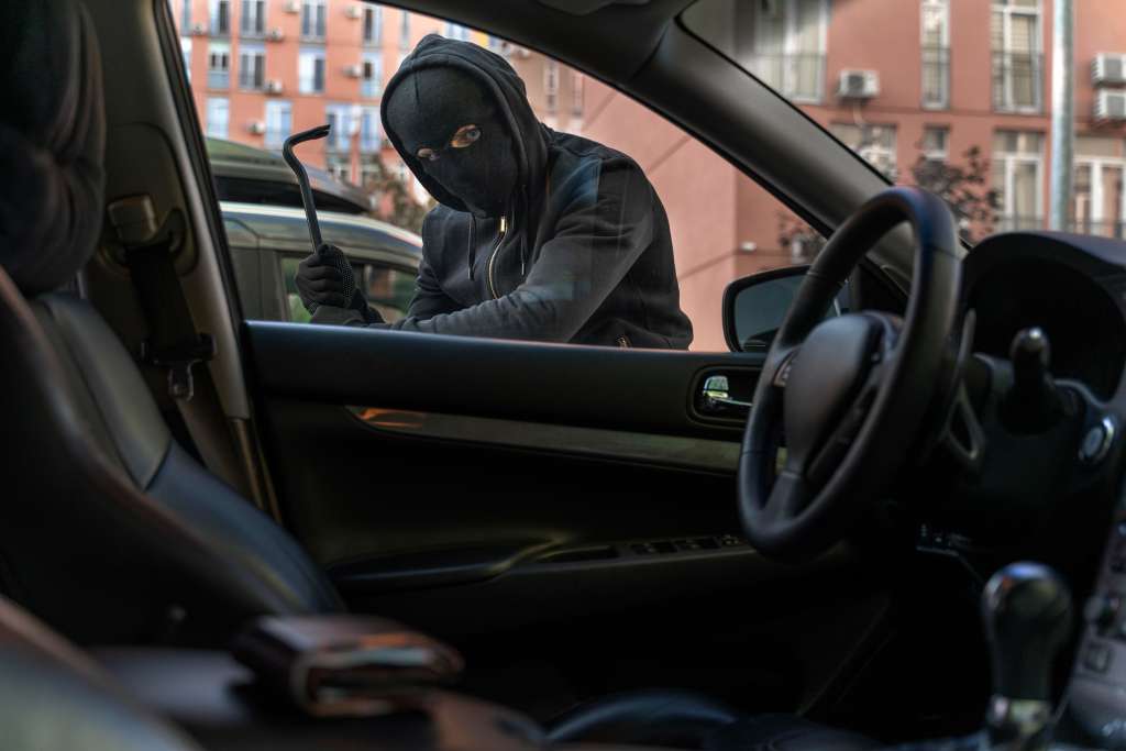 Una de cada tres personas en Bogotá ha sido víctima de robo viajando en carro