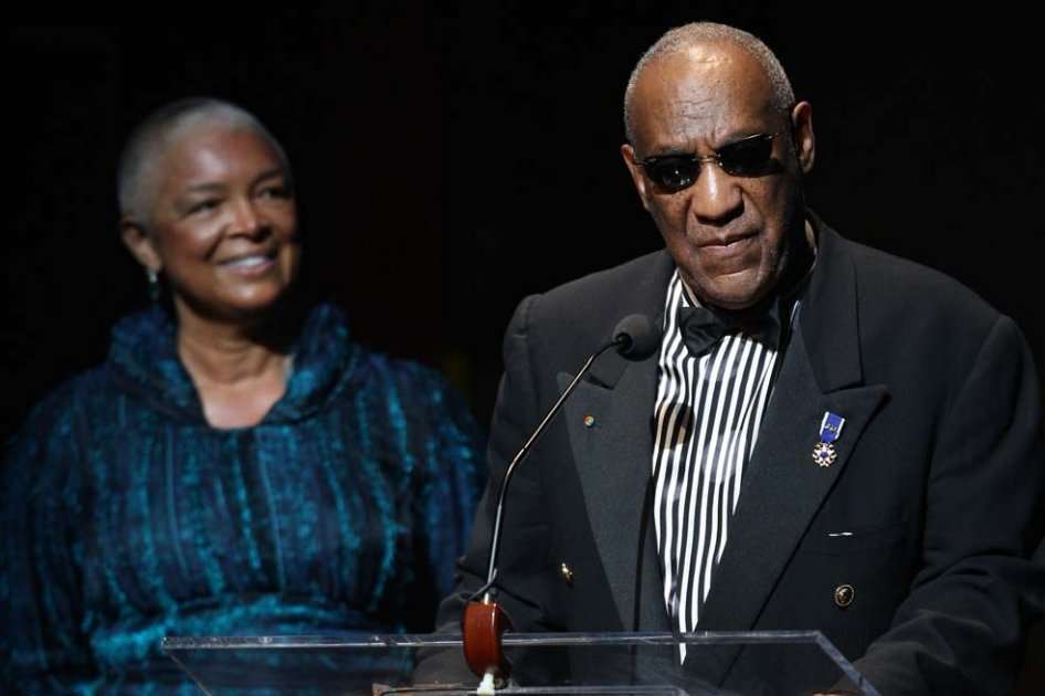 Bill Cosby y su esposa Camille Cosby.