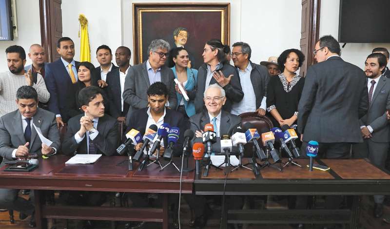 La reforma tributaria se radicó el pasado 8 de agosto y la semana pasada el Ministerio de Hacienda solicitó mensaje de urgencia para su trámite. / Mininterior