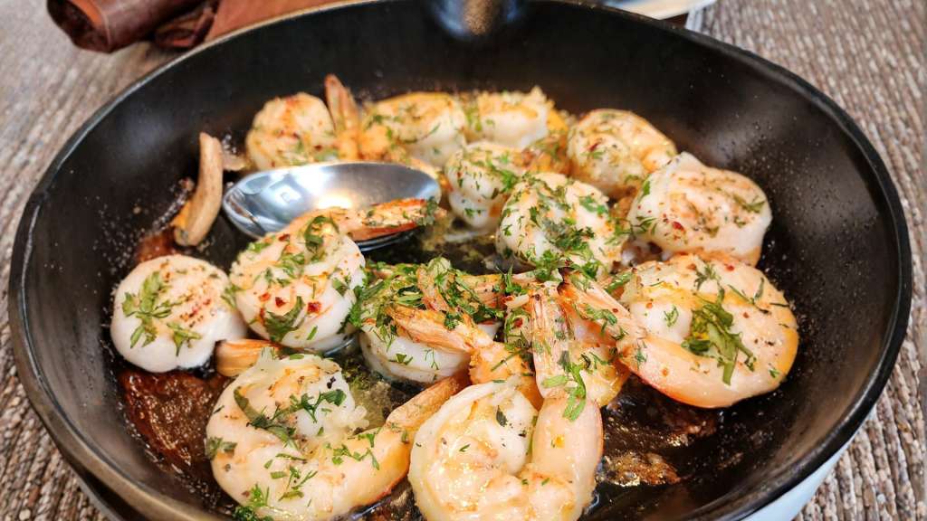 Receta de langostinos con ralladura de cítricos y hierbas
