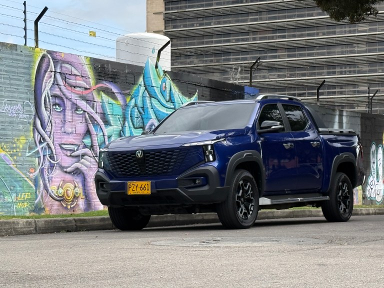 Changan Hunter REEV 2026: reseña, autonomía, precio y equipo en Colombia