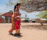 Tras brigada médica del Ejército, niño wayuu con condición genética pudo caminar