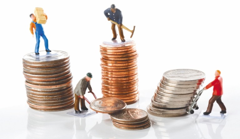 ¿Qué hacer con el primer sueldo? Claves para empezar bien su vida financiera
