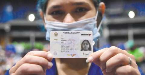 Hay casi 2,5 millones de venezolanos en Colombia, ¿cuántos se han regularizado?