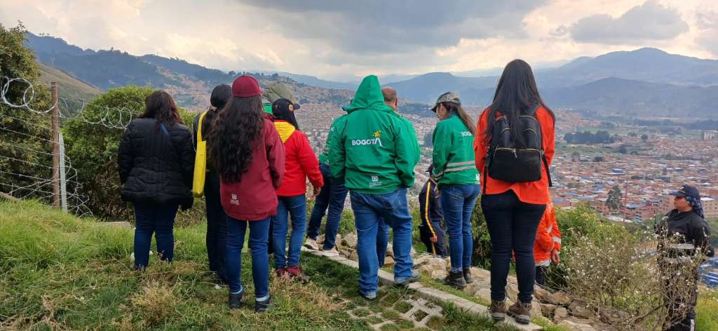 La comunidad monitorea la zona.