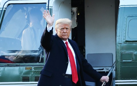 El regalo de despedida de Trump a los venezolanos: aplazar su deportación de EE. UU.