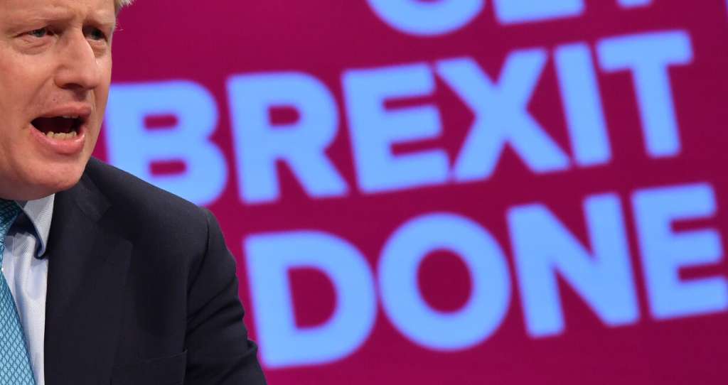 El primer ministro británico, Boris Johnson, no ha aclarado si pedirá una prórroga para negociar el brexit. / AFP