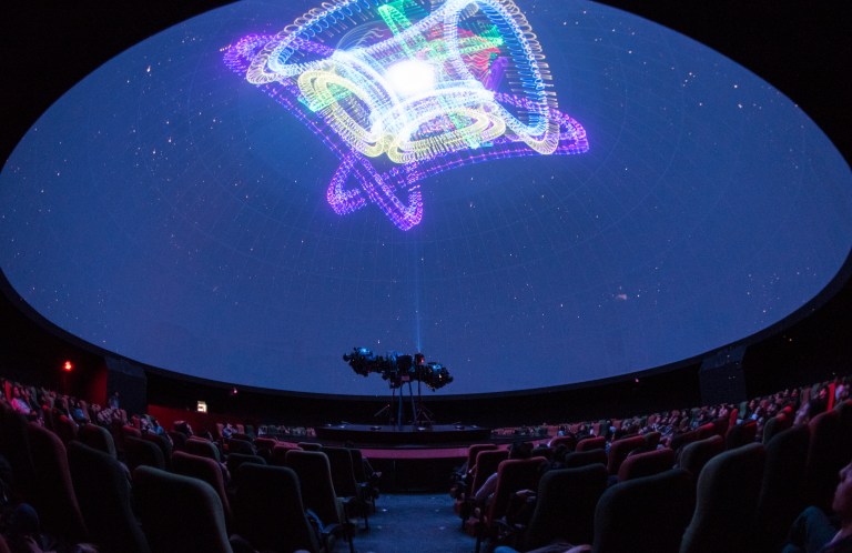 “Navidad viva”: conozca los detalles de esta experiencia nocturna en el Planetario de Bogotá