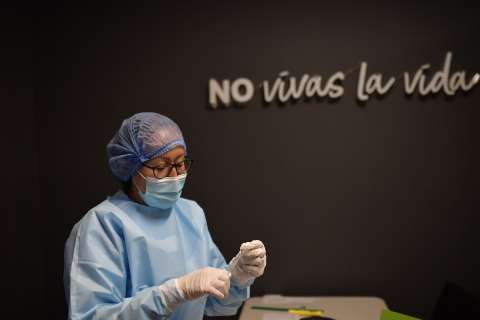 Llegaron 200.070 nuevas dosis de vacunas de Pfizer a Colombia