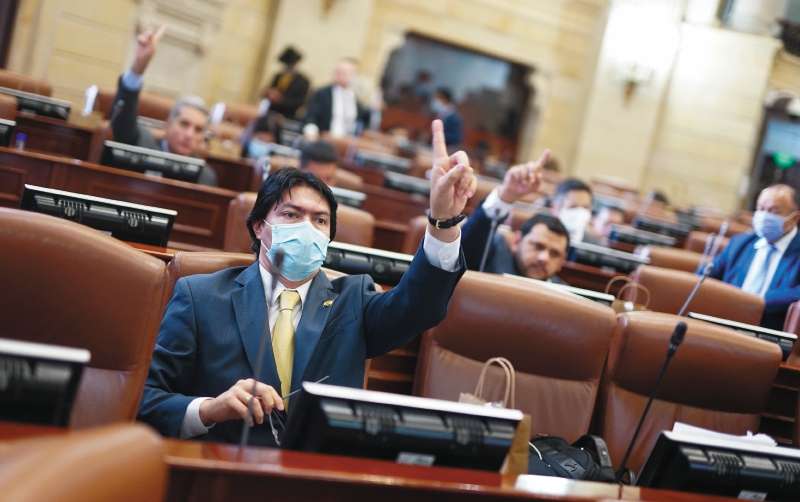 Las plenarias de Senado y Cámara estaban citadas desde las 8:00 a.m. de este martes.