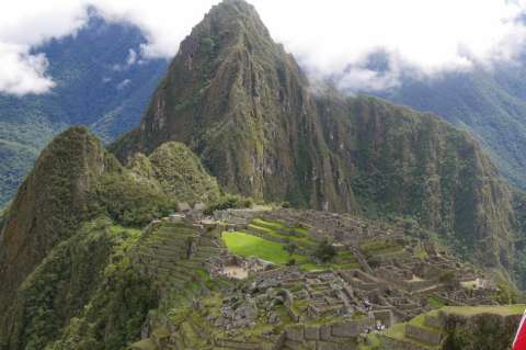 Reanudan viajes en tren a Machu Picchu tras suspensión temporal por huelga