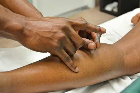 España, en guerra contra las "pseudoterapias" médicas