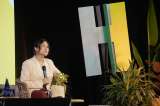 Karen Hao: “Que la IA sea cada vez más poderosa no necesariamente es algo bueno”