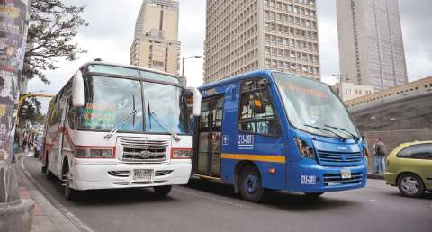 Distrito busca a 194 propietarios de los antiguos vehículos desmontados del TPC