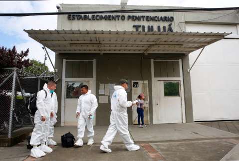 Exdirector de cárcel en Tuluá fue sancionado por incendio que dejó 56 muertos