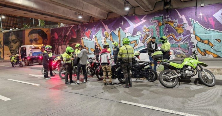 Operativo contra piques ilegales: 200 moteros retirados de la Av. Villavicencio