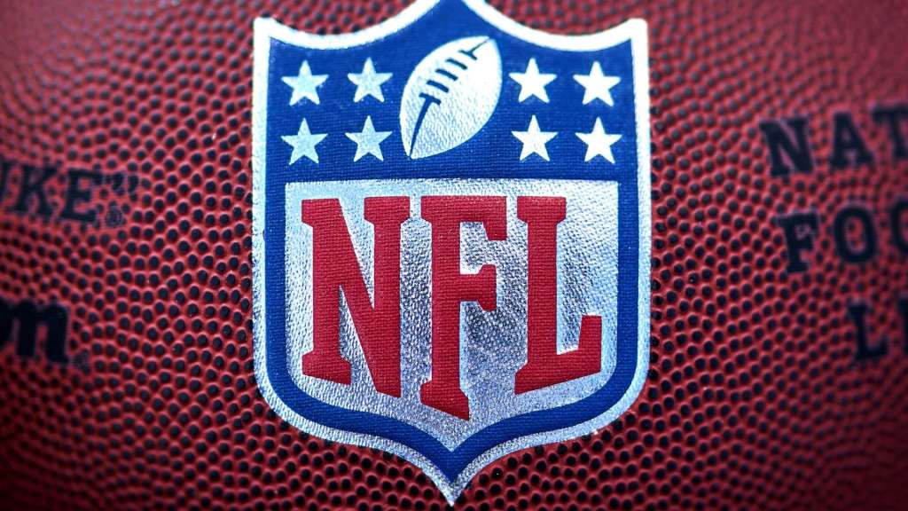 La Liga Nacional de Fútbol Americano de Estados Unidos (NFL por sus siglas en inglés) tiene siete equipos en los primeros 10 puestos, mientras que no hay ningún club de fútbol en el Top 10