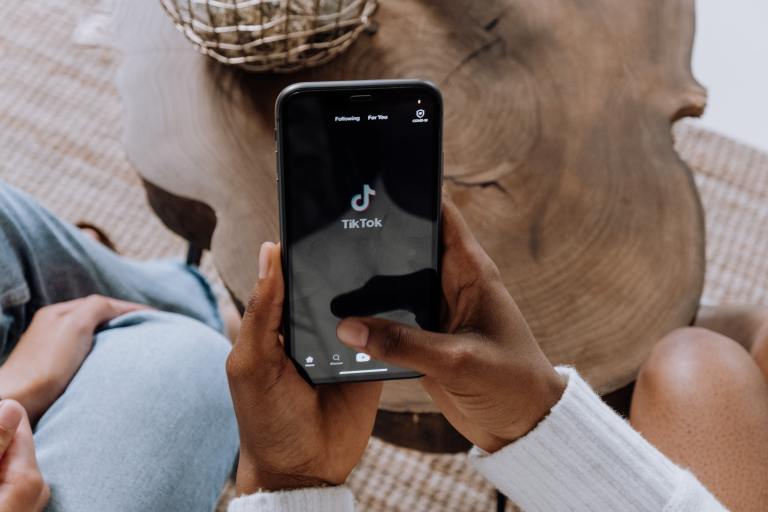La intención de prohibir Tik Tok en Estados Unidos ya va en un proyecto de ley
