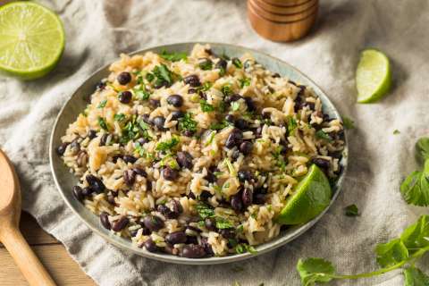 Aquí te damos la receta para aprender a hacer un arroz al estilo cubano