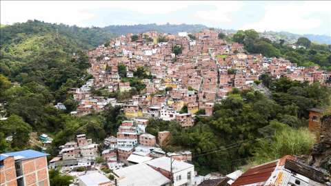 El grupo que convirtió una zona vulnerable de Bucaramanga en potencial turístico
