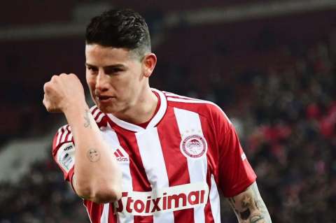 James marcó un doblete en la victoria de Olympiacos sobre Panetolikos