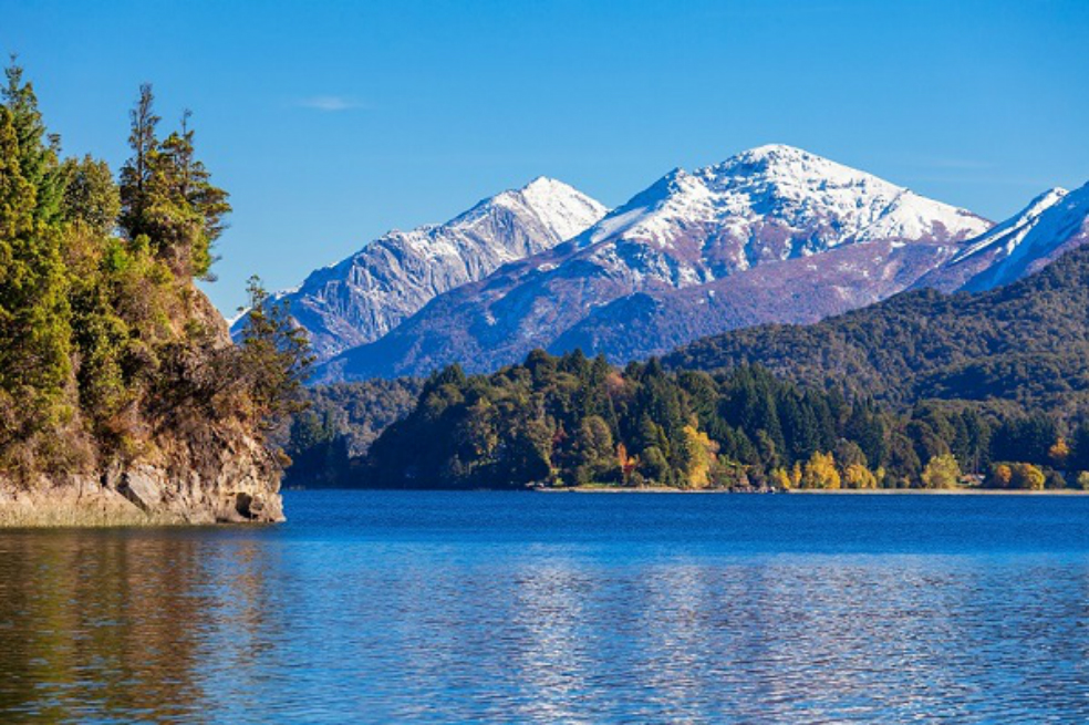 Lago Nahuel Huapi, en Bariloche, Argentina. / Getty Images