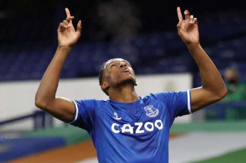 Yerry Mina no necesitará operarse para superar su nueva lesión