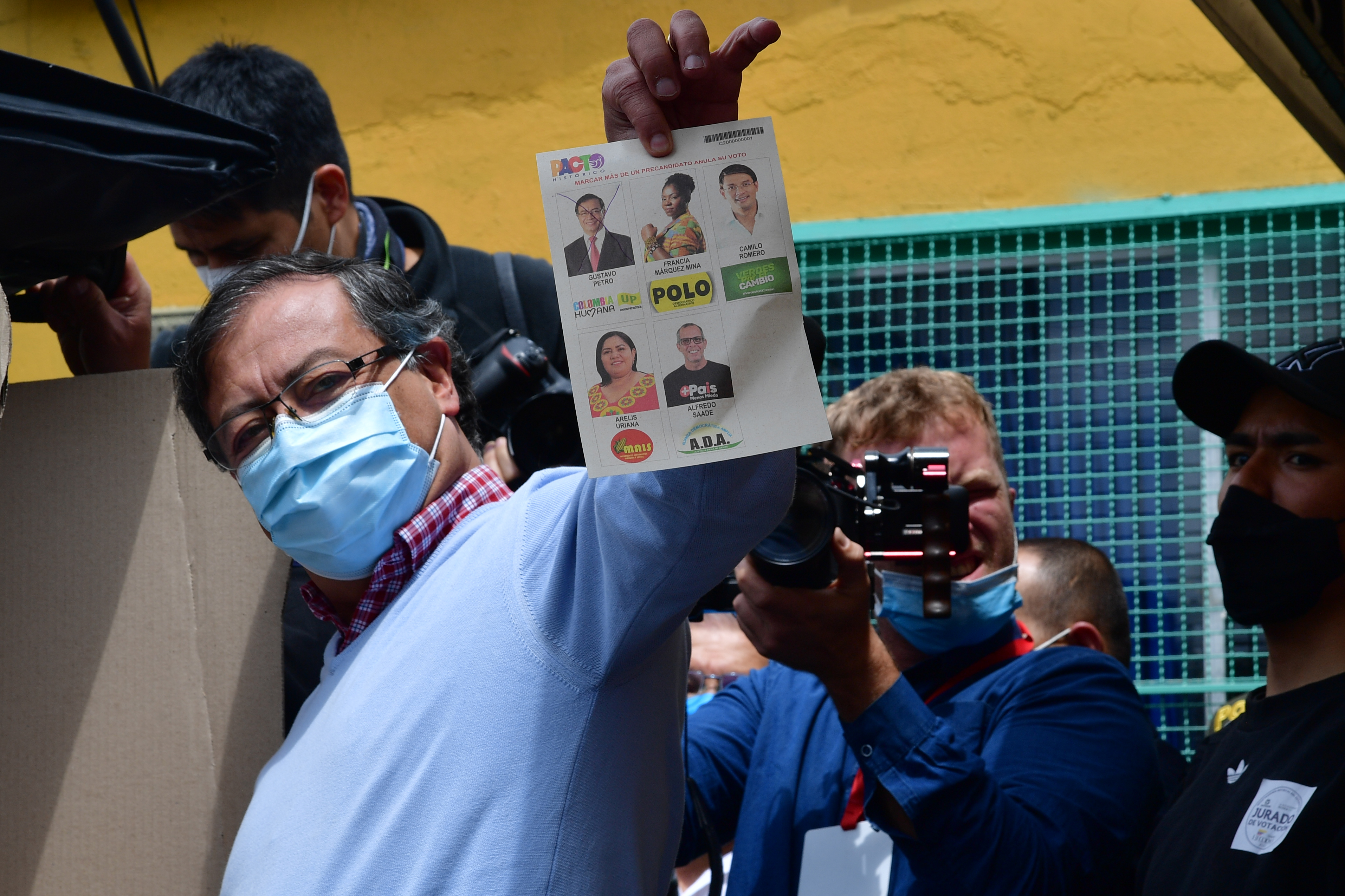 Gustavo Petro, lidera indiscutiblemente la consulta del Pacto Histórico.