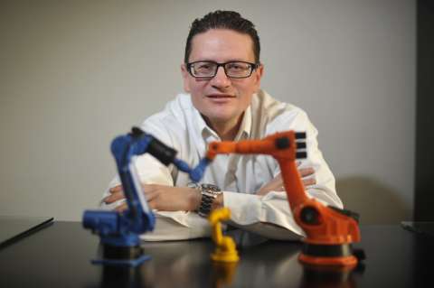 El hombre de los robots